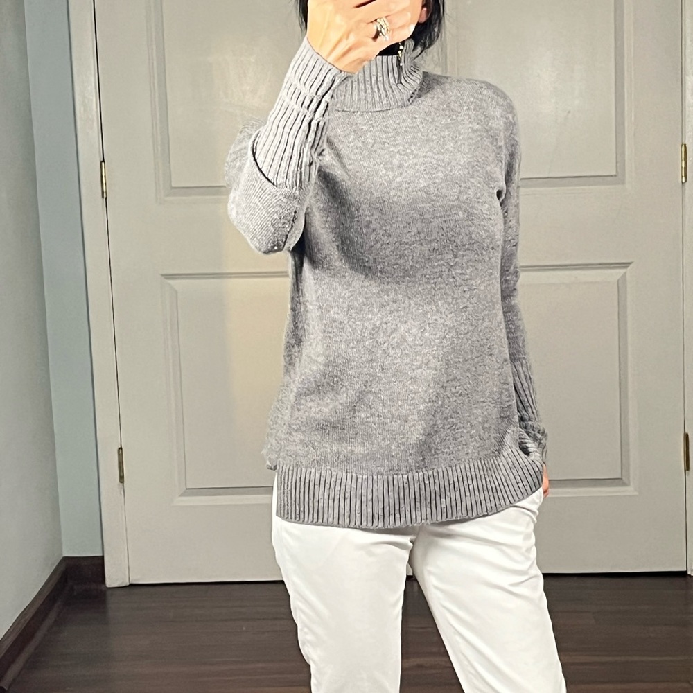 J.Crew essential wool blend turtleneck sweater size XS